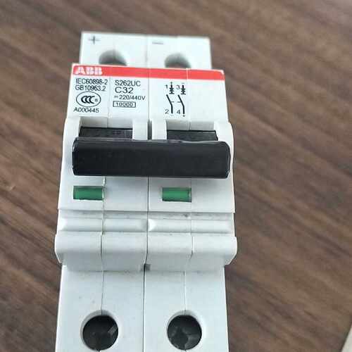 【请询价】A直流断 S262UC-C32 库存1个 单价40