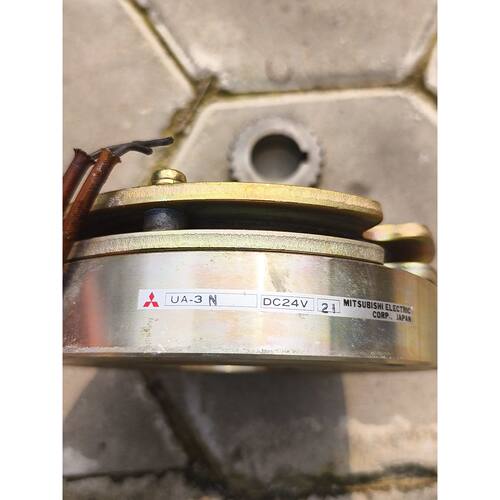 询价下单三菱电机电磁刹车UA-3N，DC24V，拆机品，成色如图，实
