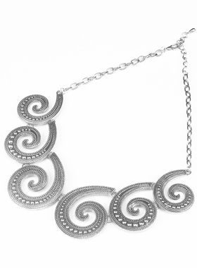 复古银色连接漩涡云彩对称项链女