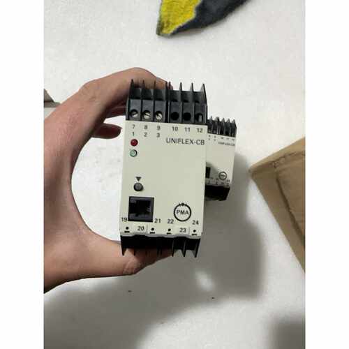 议价PMA控制器 UNIFLEX-CB，实物图片，数量2台，一台