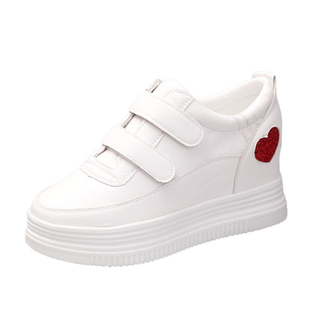 内增高小白鞋女8cm2026春秋新款百搭魔术贴休闲鞋韩版学生女单鞋