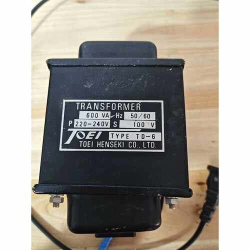 询价，TOEI TD-6变压器 220V转100V 60