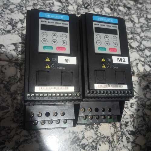 溢价-汇川MD200S0.4B-CAN-SC变屏器两台，图片为实物