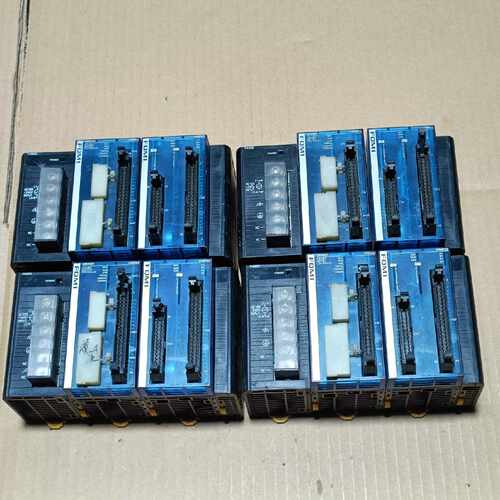 欧姆龙plc CJ1W-PA202 /FQM1-CM002，议价商品