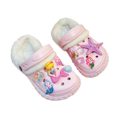 儿童新款时尚百搭粉色加绒洞洞鞋