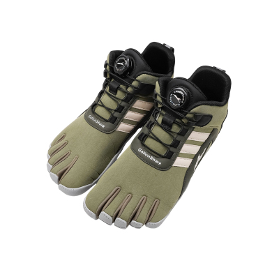 戈伦鲨轻便防滑足弓五指慢跑鞋