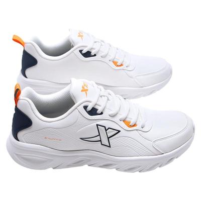 特步男鞋皮面防水跑步鞋