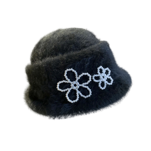 千金风黑色珍珠花朵毛绒礼帽女冬季加厚赫本风高级感保暖渔夫帽子