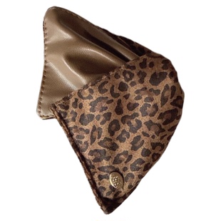 气质豹纹~抓夹皮质三角鲨鱼夹高级感大号春女2026新款后脑勺发夹