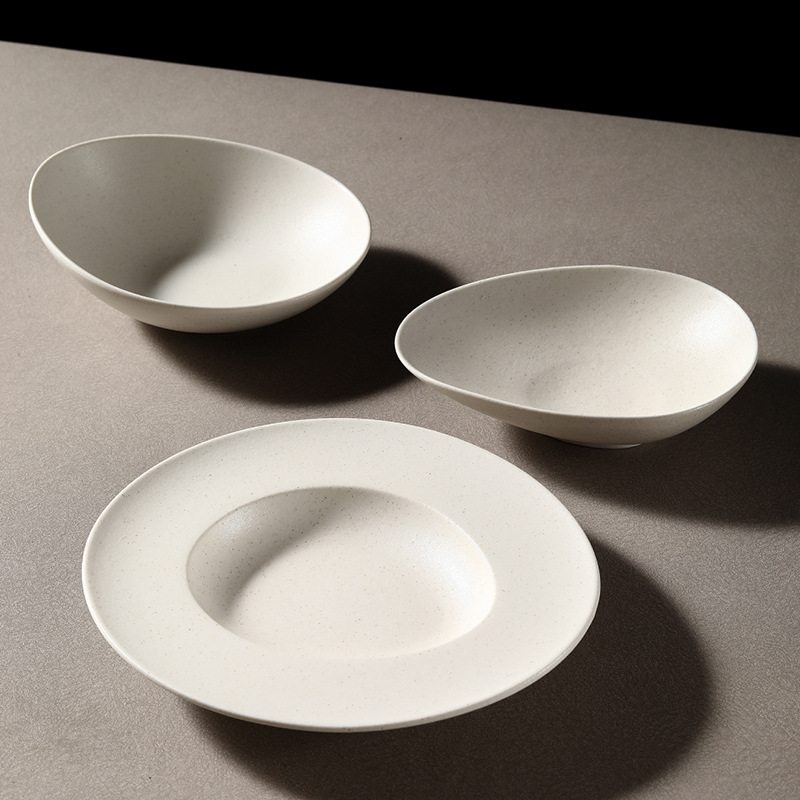 北欧家用草帽盘异形三角意碗碗面汤碗沙拉盘批发西餐汤盘盘法式