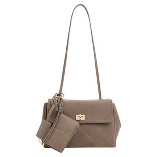 CHARLES&KEITH26冬新品CK2-30151763-1小号绒面菱格腋下包卡包挂