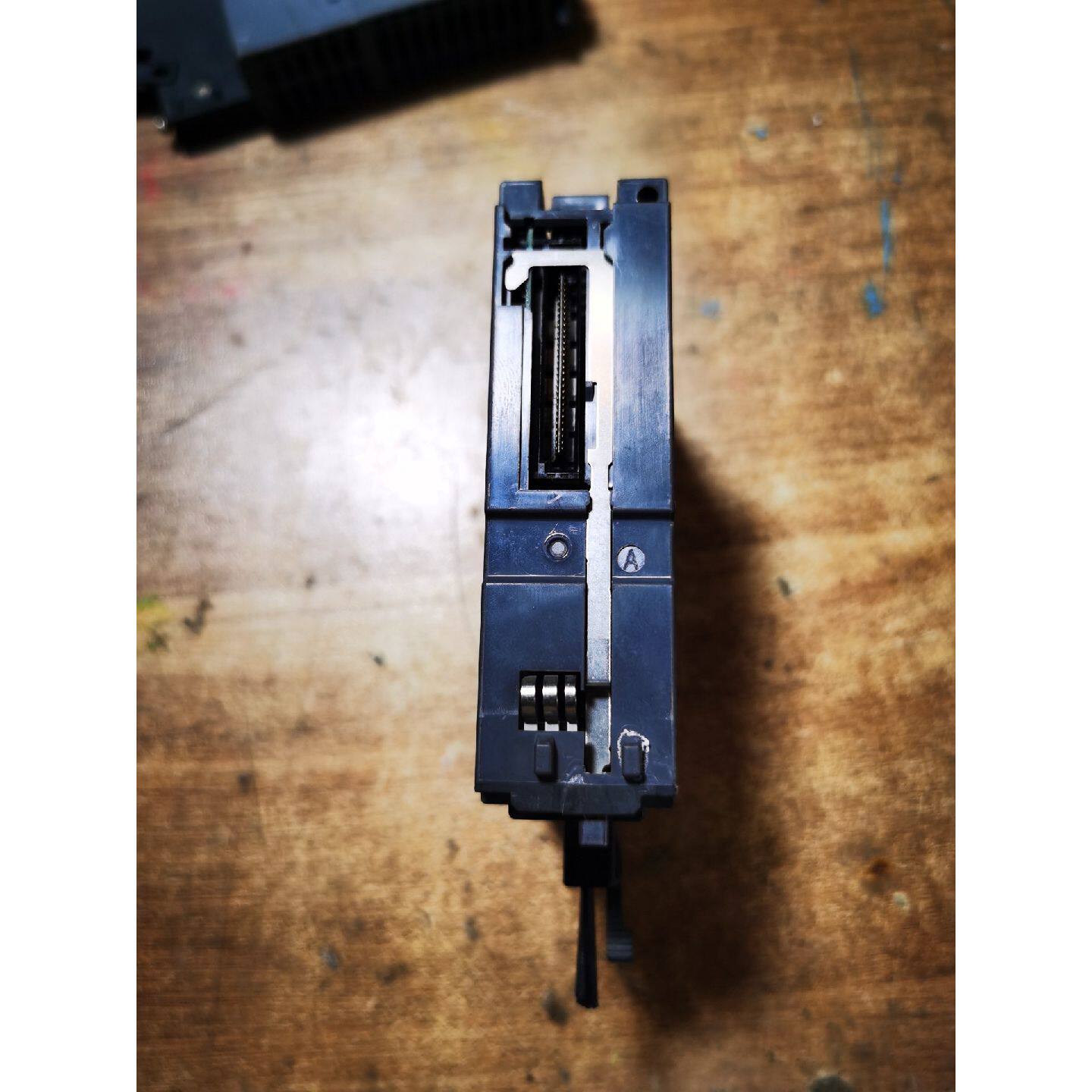 议价三菱二手 QD75MH4 外壳损坏,按配件便宜处理,包好