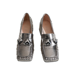 莲花府邸2025春新款气质单鞋时尚方头一脚蹬女鞋休闲百搭小皮鞋女