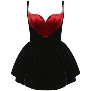 [甄选3折]NanaJacqueline明星同款丝绒吊带连衣裙气质爱心蓬蓬裙