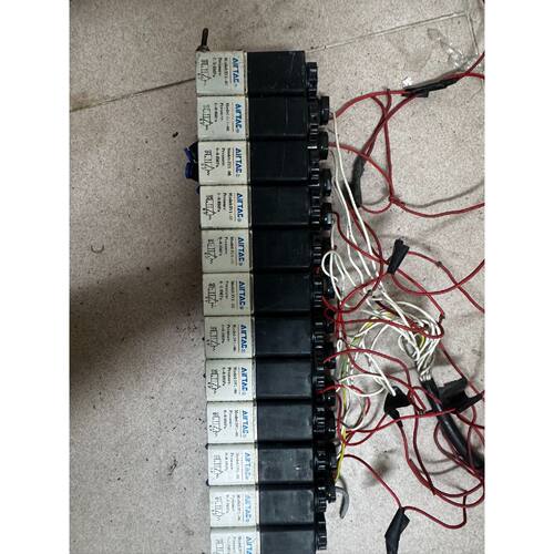 可维修议价  3V106二位三通电磁阀有12个价为可单买可单个邮