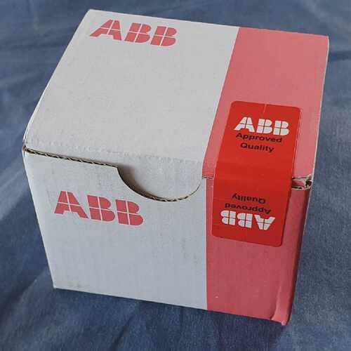 ABB Digital Output Module DO526 1SAP240800r0001 NEW SEALED