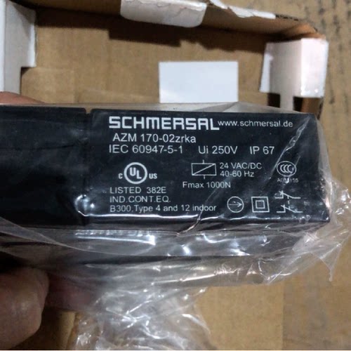 议价SCHMERSRL安全门锁开关AZM170-02zra   议价