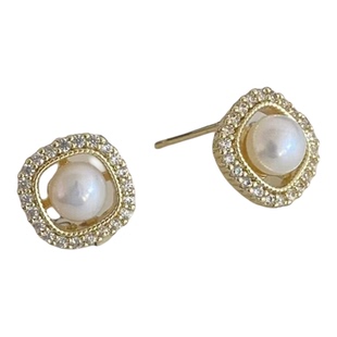 简约方形淡水珍珠耳钉女气质轻奢小巧精致感耳环时尚百搭耳饰