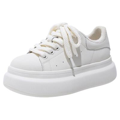 达芙妮2026冬季新款厚底小白鞋女