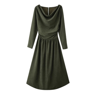 夏韩系氛围感早秋穿搭连衣裙女秋冬季新款收腰显瘦长裙高级感不晚