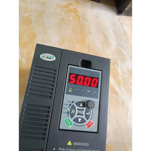 澳地特变频器AD300-T41R5 1.5KW 380V—议价