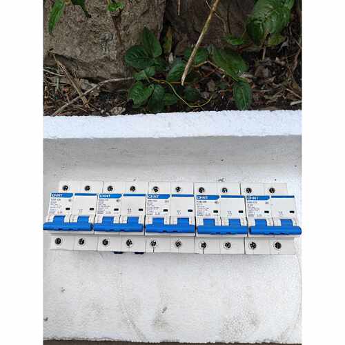 下单前咨询正泰NXB-125空气开关，D100A，3P，400V 50