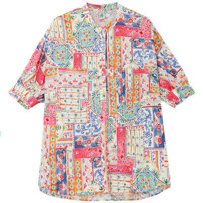 双色双料艺术感满印圆领短袖衬衫