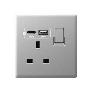 香港港版13A英式type-c插座带USB快充电 灯 制多孔位开关面板灰色