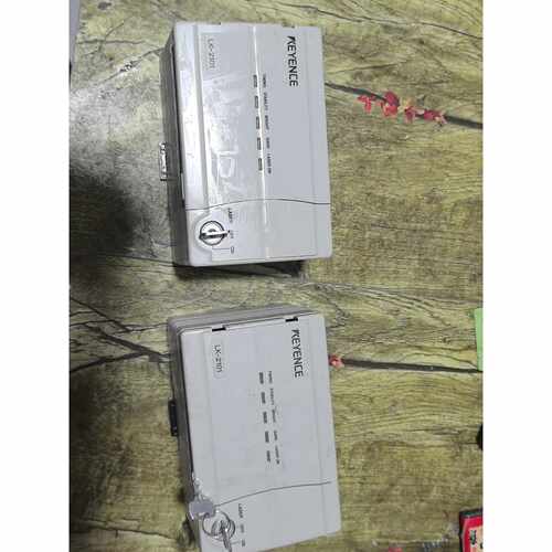 溢价-基恩士PlC控制器LK2101有2套成色如图品相良好议价