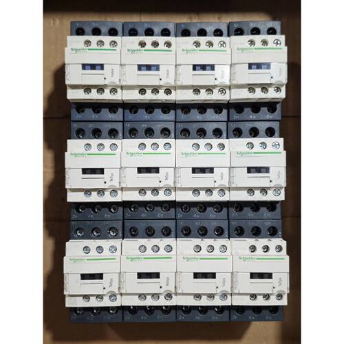 〔议价-可维修〕施耐德LC1D25/32/38BD交流接触器 线圈电压DC2 全