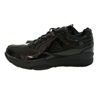 匹克赞助欧冠漆皮篮球裁判鞋全