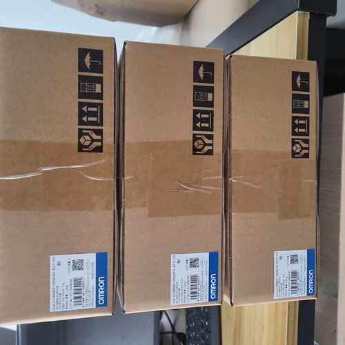 议价R88M-W3K030F-S2/K1K020C-BS2/K3K030T-OS2-Z 欧姆龙全新伺服