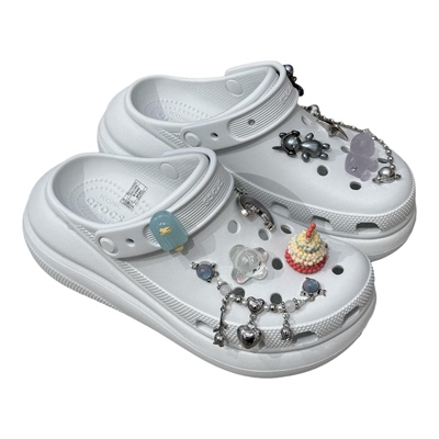 适配于crocs鞋花云朵泡芙霜紫色洞洞鞋卡骆驰白鹿同款蛋糕智必星