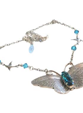 华丽蓝色椭圆水晶银色蝴蝶项链