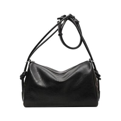 休闲软皮背包大容量单肩斜挎包