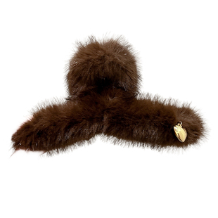 适合冬天的抓夹女2025新款高级感大号毛绒发夹后脑勺发量多鲨鱼夹