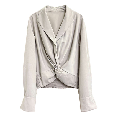 设计师款!不规则扭花V领衬衫上衣