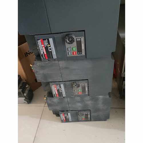 〔议价-可维修〕东芝变频器VFS15-4055PL-CH 不好 全新均有货