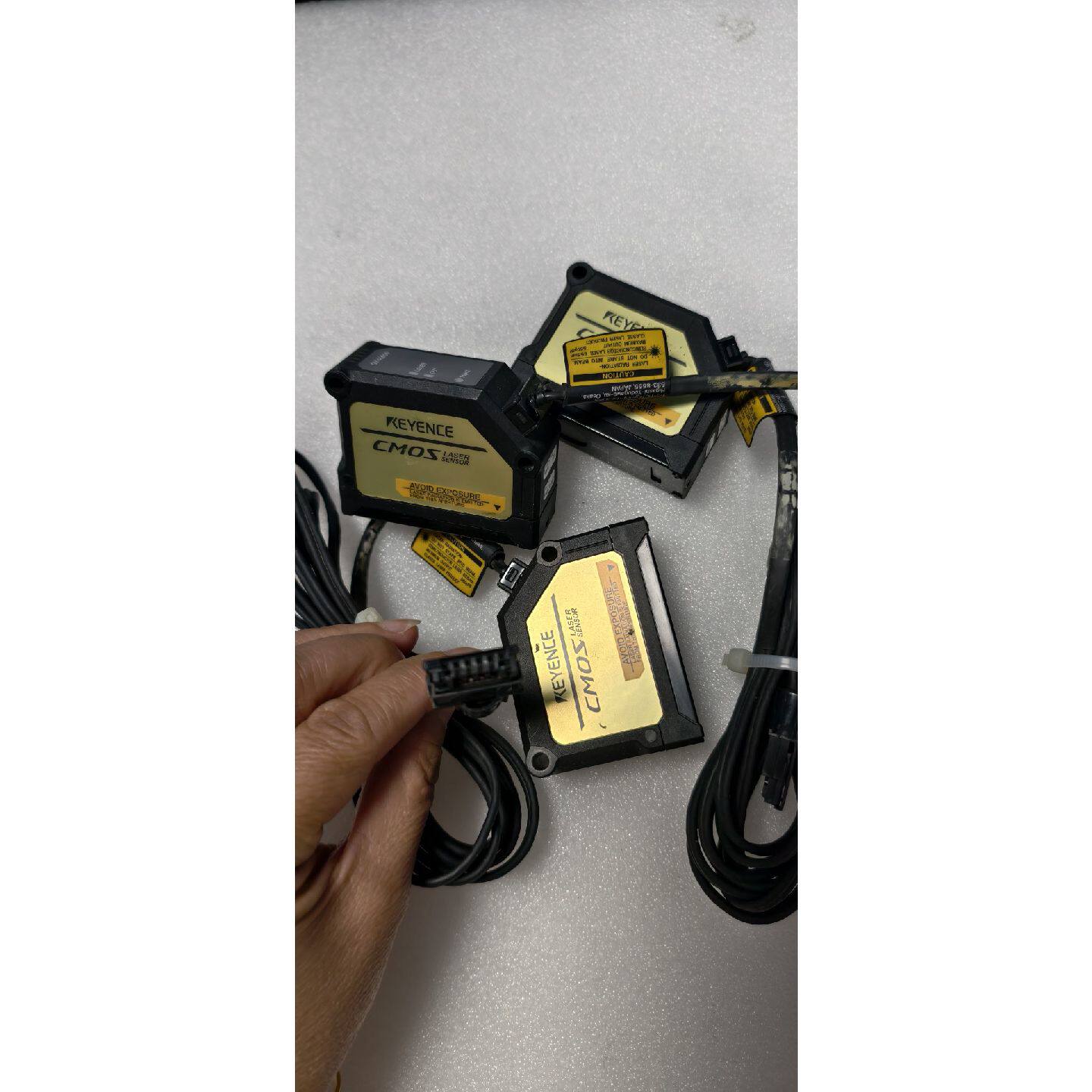 基恩士数字激光放大器GV-H450  现货实拍成色如图所示功