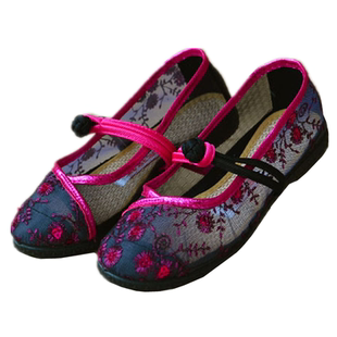 老北京布鞋女夏季新款一脚蹬软平底镂空网眼网面透气妈妈绣花单鞋