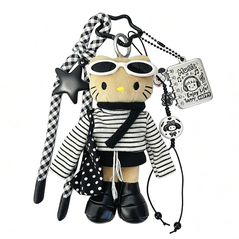 日系条纹穿搭黑皮长腿hellokitty包挂件潮玩帅酷KT猫公仔包挂饰