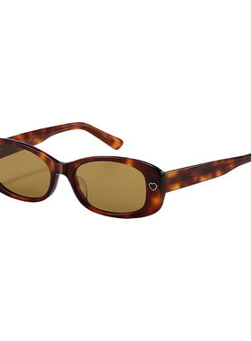 爱心装饰方形尼龙镜片时尚太阳镜