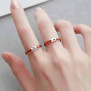 新款鸡血藤戒指女情侣小众端轻奢网红男闺蜜小物件手指木饰品厂家