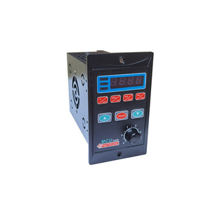简易单相变频器220v输入三相输出