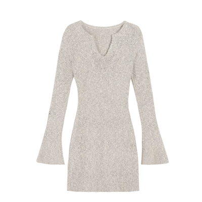 v领喇叭袖收腰显瘦针织连衣裙