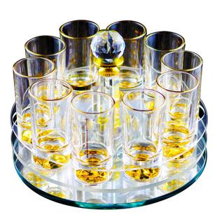 二两白酒杯轻奢高档黄金烈酒杯创意水晶酒具旋转套装中式品酒杯子