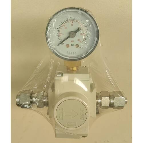 询价下单SMC 减压阀 AR20-F02-1-B，原装正品，全新备件