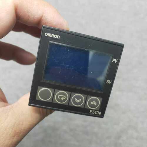 欧姆龙（OMRON）E5CN-Q2HBT 数字式温度控制器（
