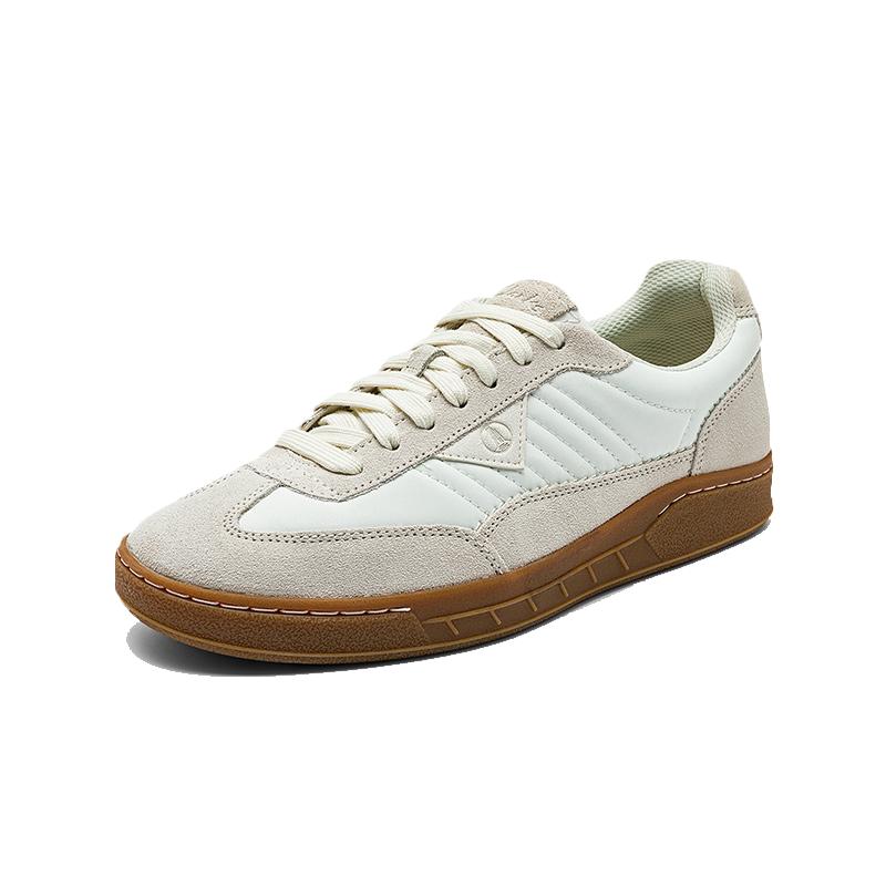ClarksնϵЬʱеѵЬлЬ599Ԫ