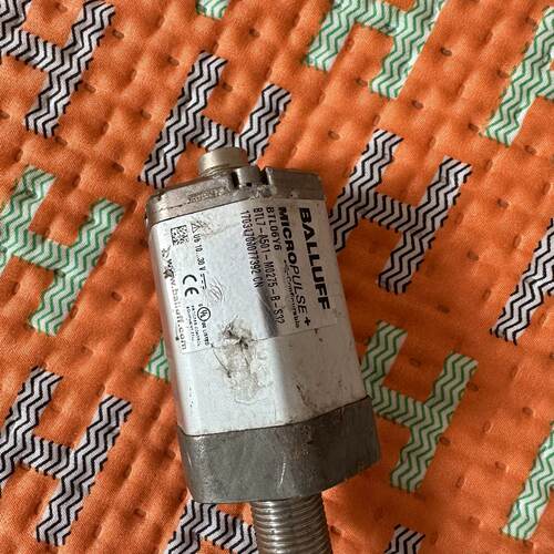 【询价】巴鲁夫Balluff位移传感器，成色哈哈可以，只有一个适用